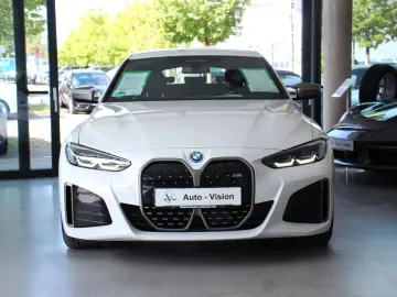BMW i4 M50 Gran Coupe (G26E)  ACC KAMERA HUD Keyless