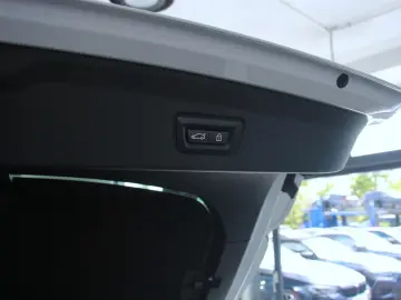BMW i4 M50 Gran Coupe (G26E)  ACC KAMERA HUD Keyless