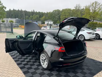 TESLA MODEL 3 LONG RANGE DUAL MOTOR   AMD RYZEN