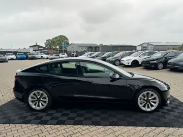 TESLA MODEL 3 LONG RANGE DUAL MOTOR   AMD RYZEN
