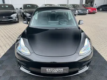 TESLA MODEL 3 LONG RANGE DUAL MOTOR   AMD RYZEN