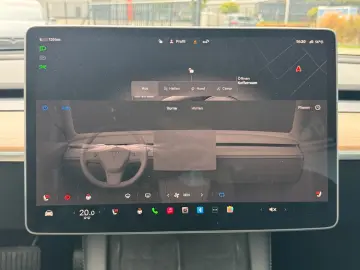 TESLA MODEL 3 LONG RANGE DUAL MOTOR   AMD RYZEN