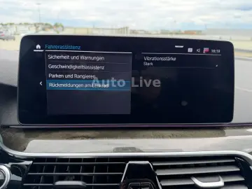 BMW 530i M PAKET SAG VIRTU NAVI LASER HEAD-UP KAMERA