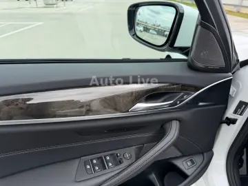 BMW 530i M PAKET SAG VIRTU NAVI LASER HEAD-UP KAMERA