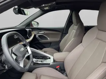 AUDI Q5 150 KW TFSI QUATTRO PANO STANDH
