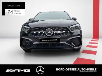 MERCEDES-BENZ GLA 180 d AMG KAMERA DISTRO AHK SHZ LED NIGHT