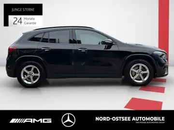 MERCEDES-BENZ GLA 180 d AMG KAMERA DISTRO AHK SHZ LED NIGHT