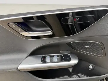 MERCEDES-BENZ C 200d Avantgarde 1.HD CARPLAY SHZ 360…