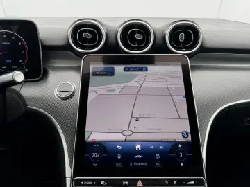 MERCEDES-BENZ C 200d Avantgarde 1.HD CARPLAY SHZ 360…