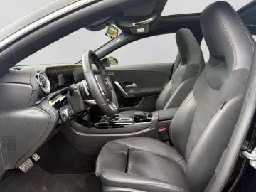 MERCEDES-BENZ CLA 35 AMG 4M SB LED AMBI PANO TEMP SH…