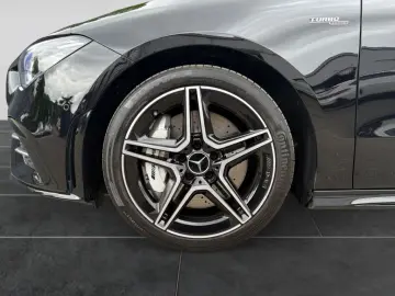 MERCEDES-BENZ CLA 35 AMG 4M SB LED AMBI PANO TEMP SH…