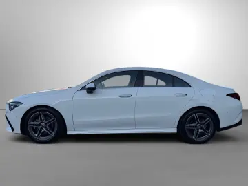 MERCEDES-BENZ CLA 180 AMG Distronic Ambiente LED Kam…