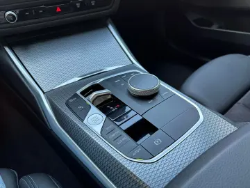 BMW 320d M-Sport Keyless Memory Head-Up ACC AHK H K