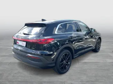 AUDI Q5 2.0 TDI quattro Pano AHK Standheizung