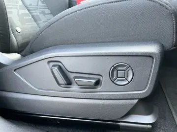 AUDI Q5 2.0 TDI quattro Pano AHK Standheizung