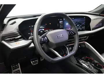 AUDI Q5 2.0 TDI quattro S line S tronic Navi Matrix A