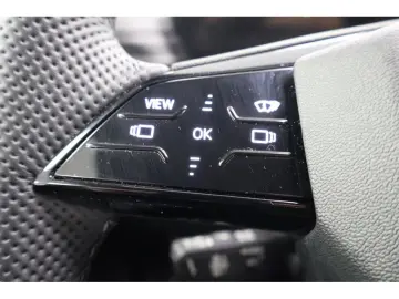 AUDI Q5 2.0 TDI quattro S line S tronic Navi Matrix A