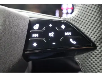 AUDI Q5 2.0 TDI quattro S line S tronic Navi Matrix A