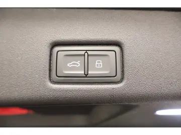 AUDI Q5 2.0 TDI quattro S line S tronic Navi Matrix A