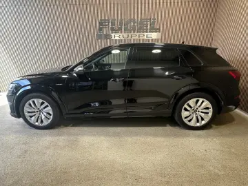 AUDI e-tron S quattro 95 kWh LED B&O RFK Navi SHZ