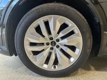 AUDI e-tron S quattro 95 kWh LED B&O RFK Navi SHZ