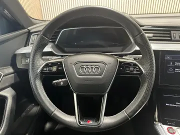 AUDI e-tron S quattro 95 kWh LED B&O RFK Navi SHZ