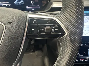 AUDI e-tron S quattro 95 kWh LED B&O RFK Navi SHZ