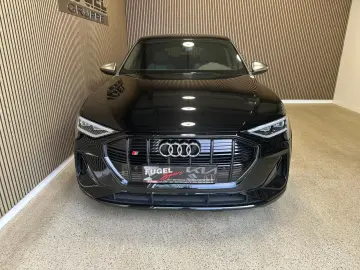 AUDI e-tron S quattro 95 kWh LED B&O RFK Navi SHZ