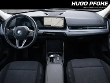 BMW iX1 xDrive30. Sitzheizung.Navi