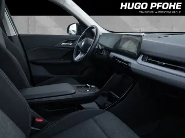 BMW iX1 xDrive30. Sitzheizung.Navi