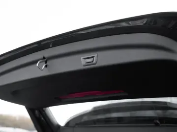 BMW iX1 xDrive30. Sitzheizung.Navi