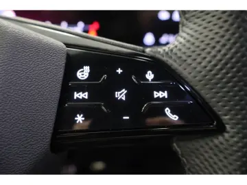 AUDI Q5 2.0 TDI quattro S line S tronic Navi Matrix A