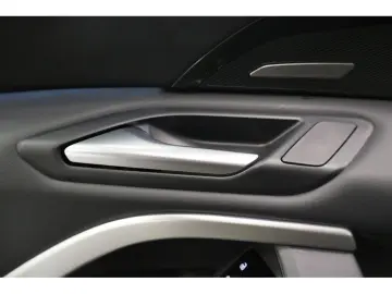 AUDI Q5 2.0 TDI quattro S line S tronic Navi Matrix A