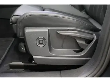 AUDI Q5 2.0 TDI quattro S line S tronic Navi Matrix A