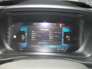 VOLVO C40 Ultimate AWD   Pano   HK   Kamera