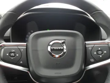 VOLVO C40 Ultimate AWD   Pano   HK   Kamera