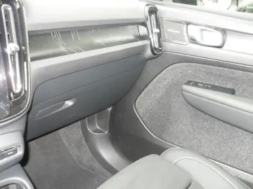 VOLVO C40 Ultimate AWD   Pano   HK   Kamera