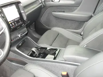 VOLVO C40 Ultimate AWD   Pano   HK   Kamera