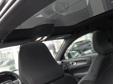VOLVO C40 Ultimate AWD   Pano   HK   Kamera