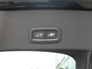 VOLVO C40 Ultimate AWD   Pano   HK   Kamera