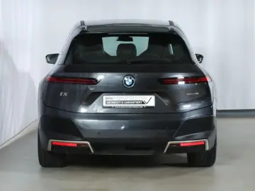 BMW iX xdrive 40 Panorama ACC H&K LiveCockpitProf.