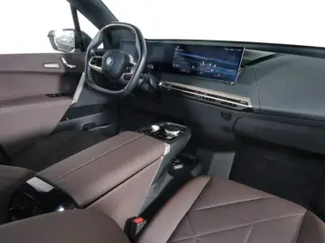 BMW iX xdrive 40 Panorama ACC H&K LiveCockpitProf.
