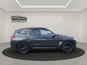 BMW iX3 Impressive  360  HUD LED KLIMAAUTO
