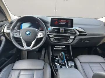 BMW iX3 Impressive  360  HUD LED KLIMAAUTO