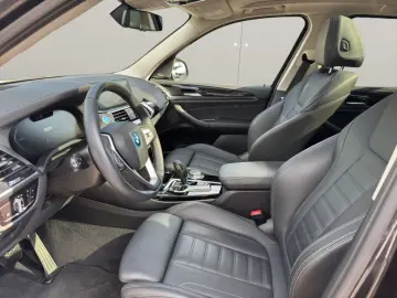 BMW iX3 Impressive  360  HUD LED KLIMAAUTO