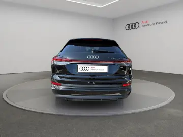AUDI Q4 40 e-tron S line LED Navi HuD Kamera