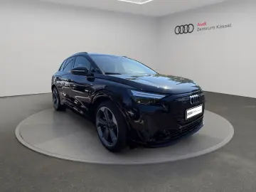 AUDI Q4 40 e-tron S line LED Navi HuD Kamera