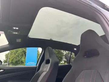 VW ID.4 GTX 4M 82 kWh  PANO  360   IQ.LIGHT  ACC  C