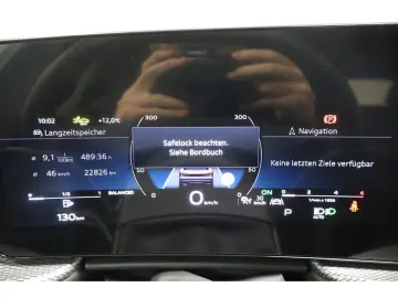 AUDI Q5 2.0 TDI quattro S-line S-tronic Navi LED AHK