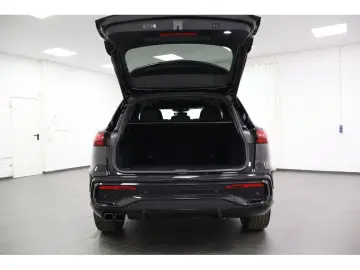 AUDI Q5 2.0 TDI quattro S-line S-tronic Navi LED AHK